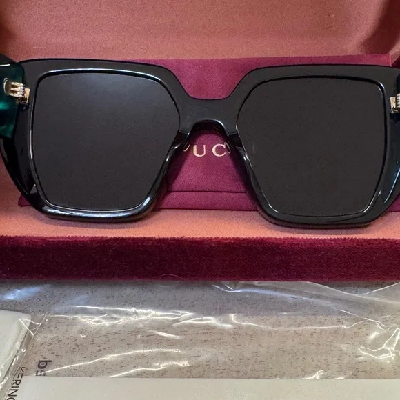 GUCCI GG0956S 001 Square Black Green 54 mm Women's Sunglasses
